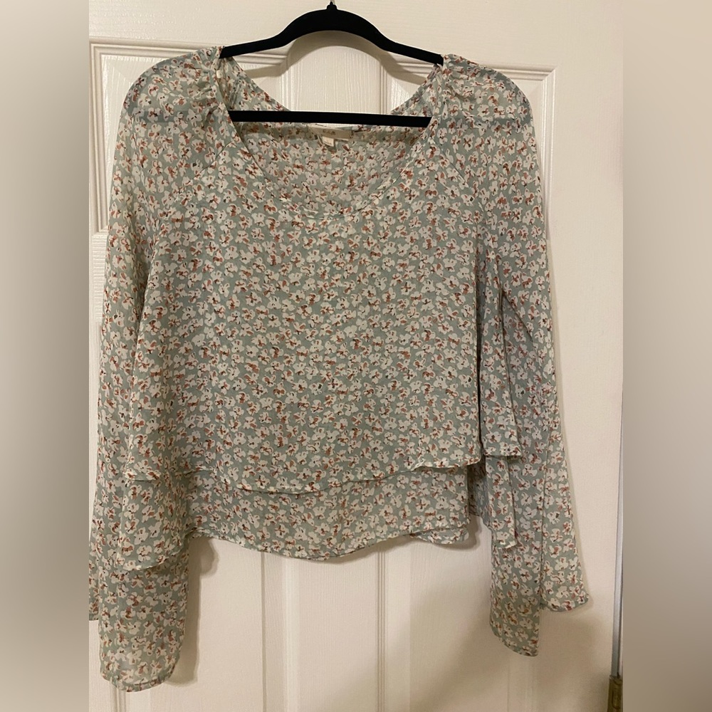 E&M rayon top